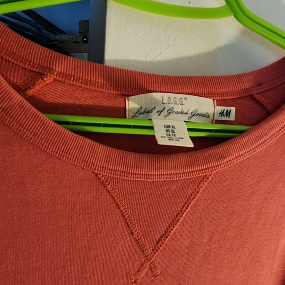 H&M Sweatshirt - Picture 3 of 6